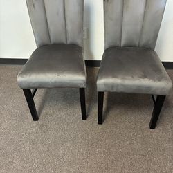 2 Pc chairs