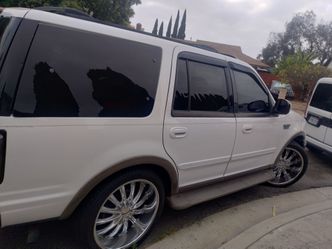 2002 Ford Expedition