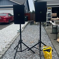 Mackie Thump 212 Speakers, Stand 