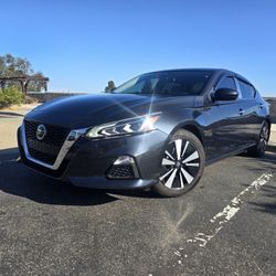 2021 Nissan Altima SV