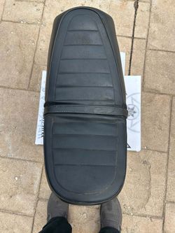 ORIGINAL SEAT FROM A 1971 HONDA CB350