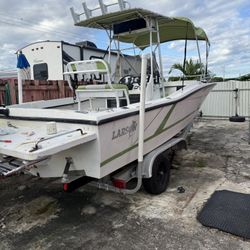 Larson Boat 1987 “22-“24 Hull Material Fiber Glass