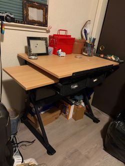 Art table/ desk