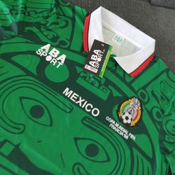 Mexico 🇲🇽 retro jersey large