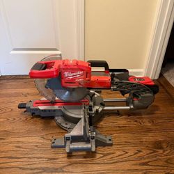 M18 FUEL 18V Lithium-Ion Brushless Cordless 10 in. Dual Bevel Sliding Compound Miter Saw (Tool-Only)