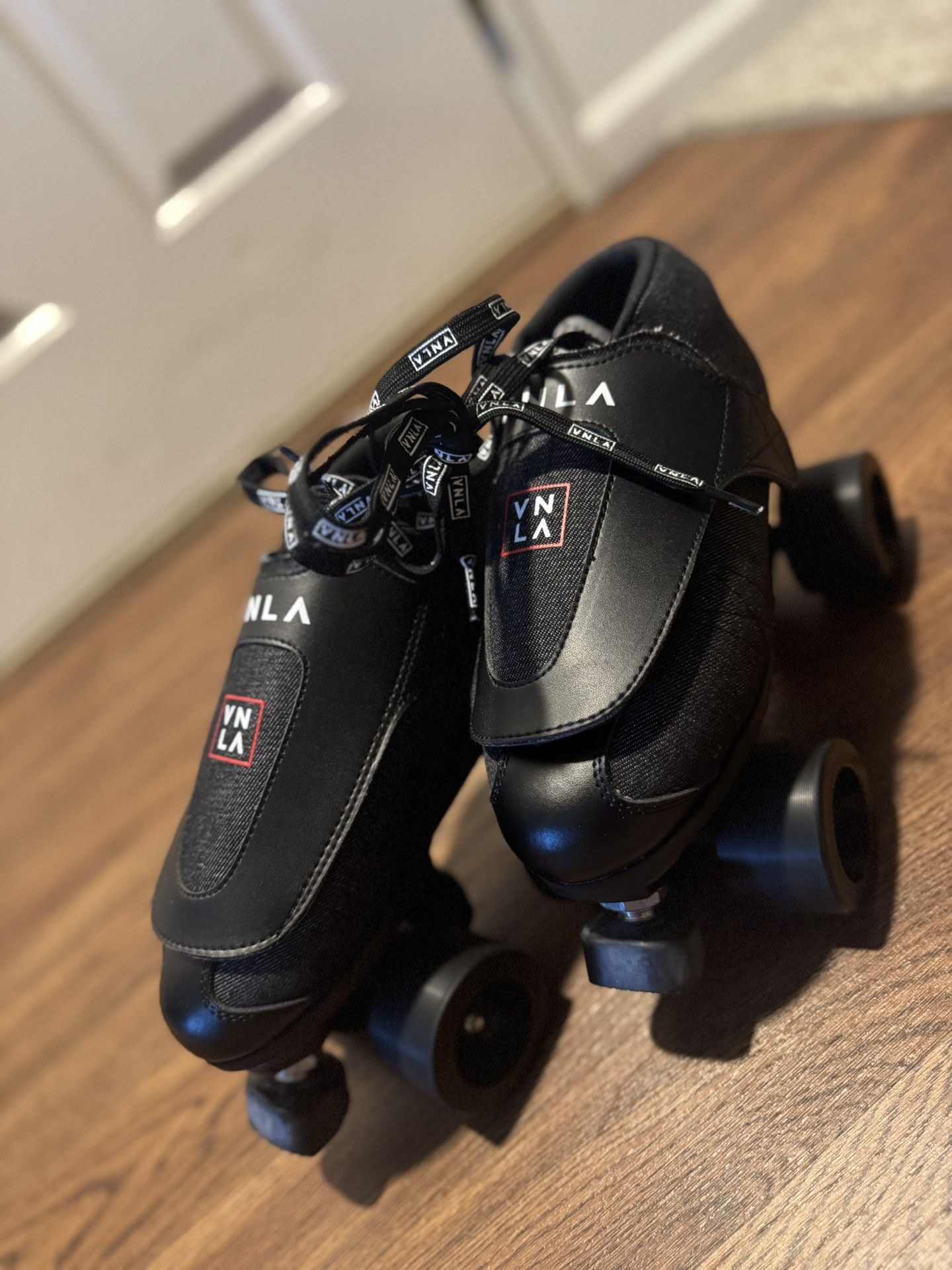 VNLA junior Stealth Skates 