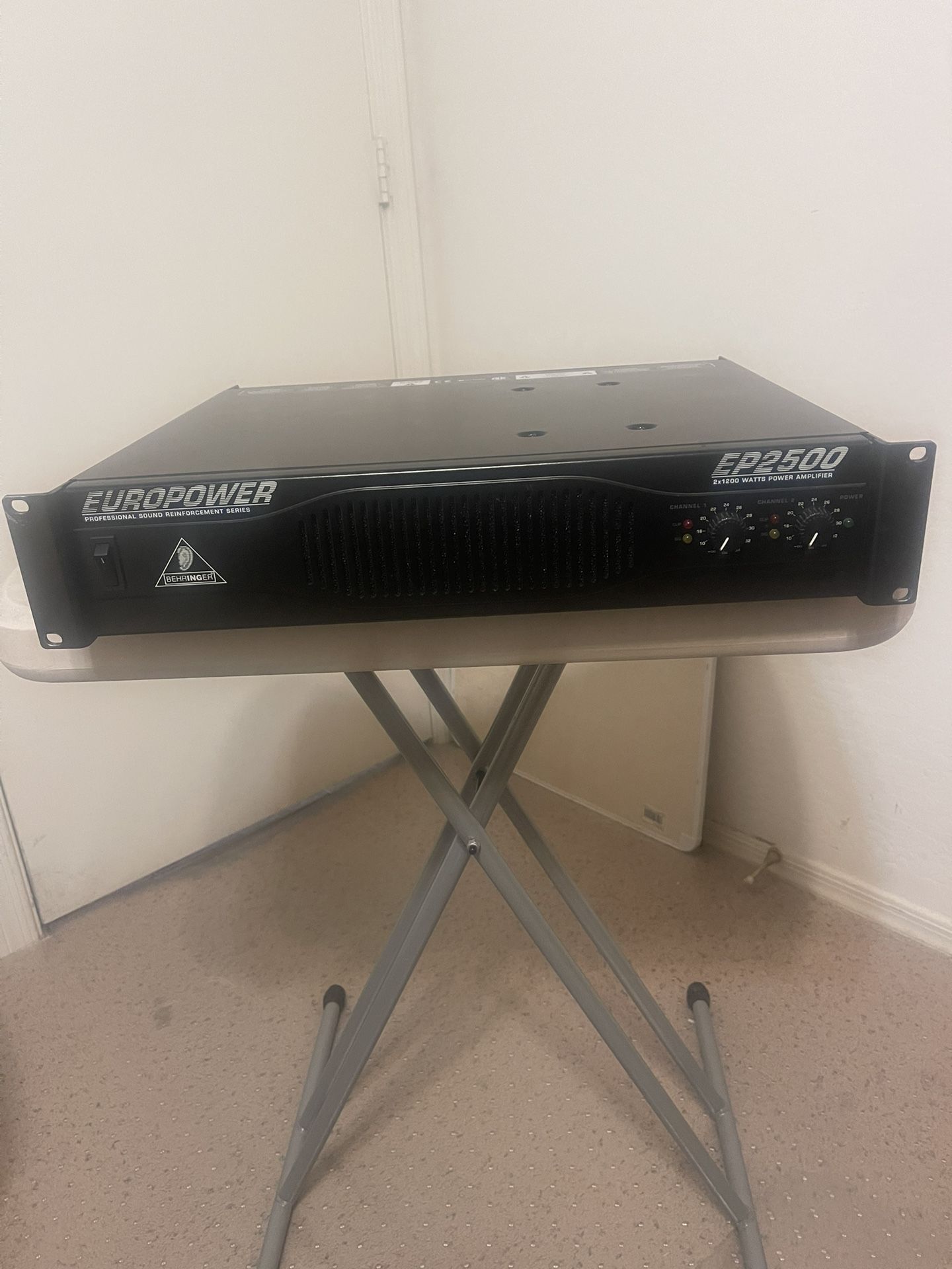 Behringer Europower EP2500-2x1200 Watts Power Amp