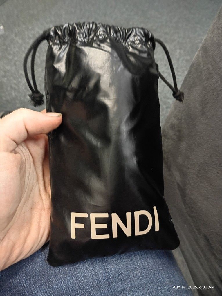 Fendi Gucci Otis SOJOS