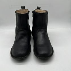UGG Short Black Leather Boots size 7