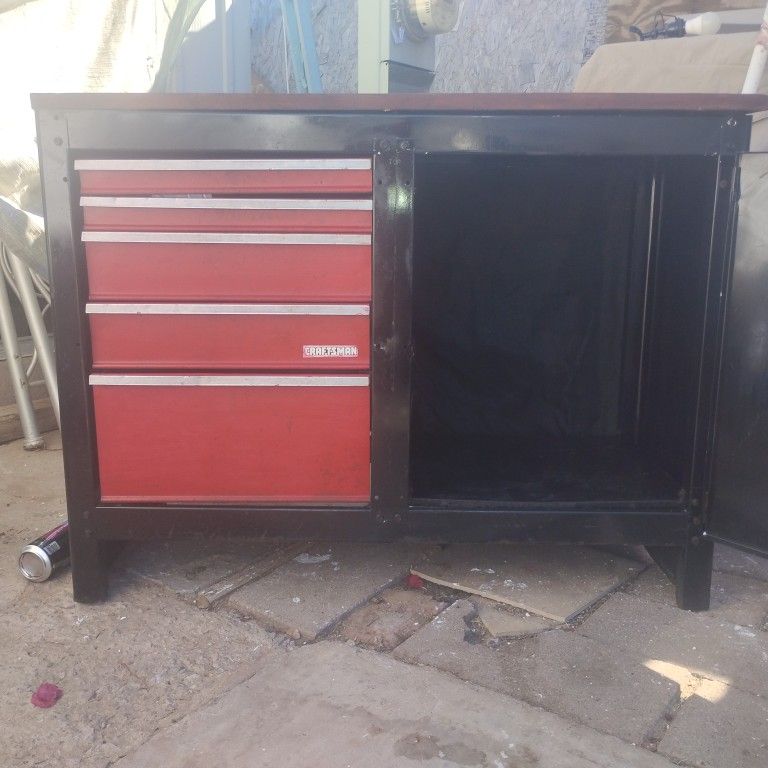 5 Drawer Metal Tool Chest with cabinet on the side