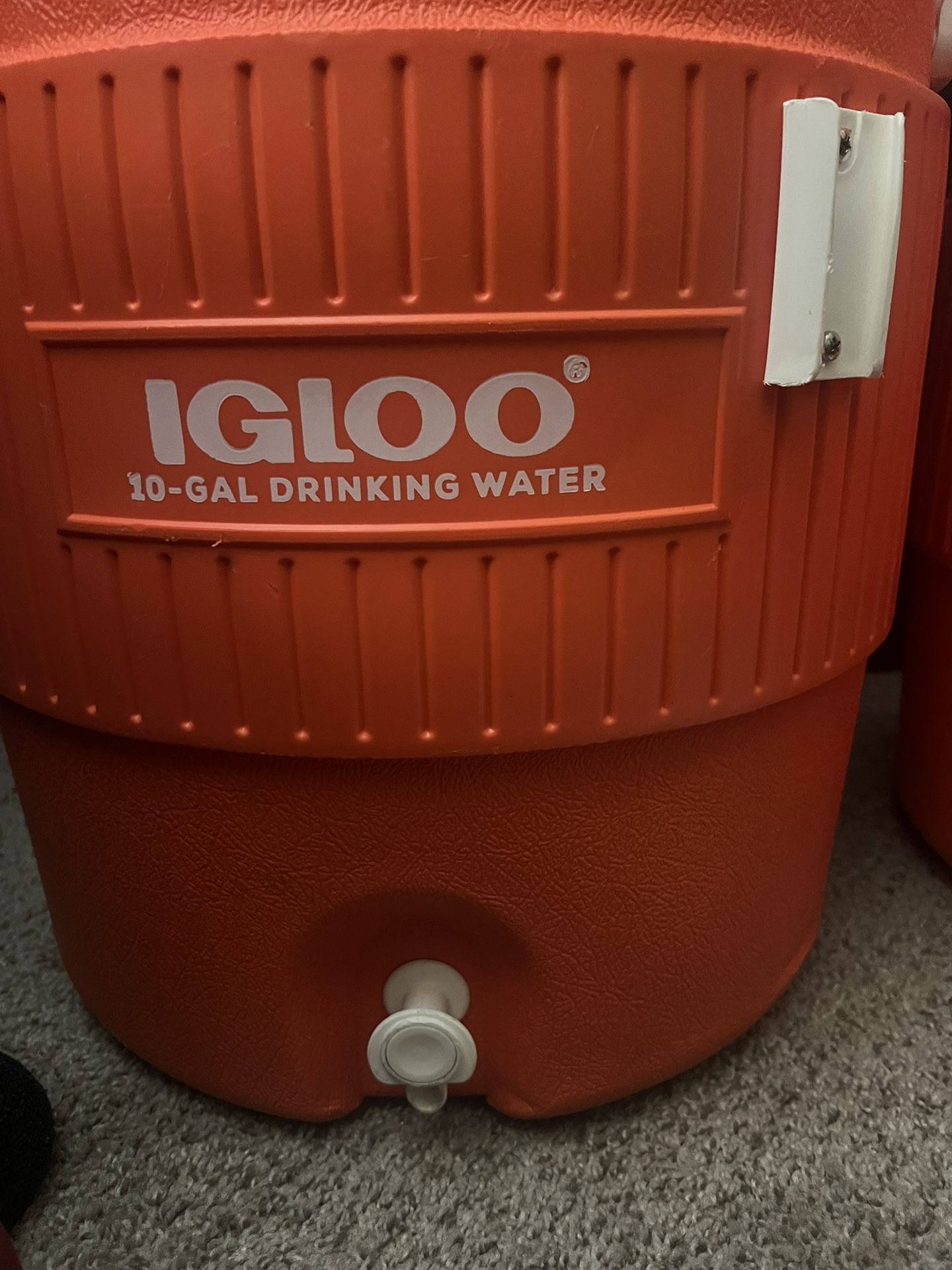 Igloo 10-gallon Cooler