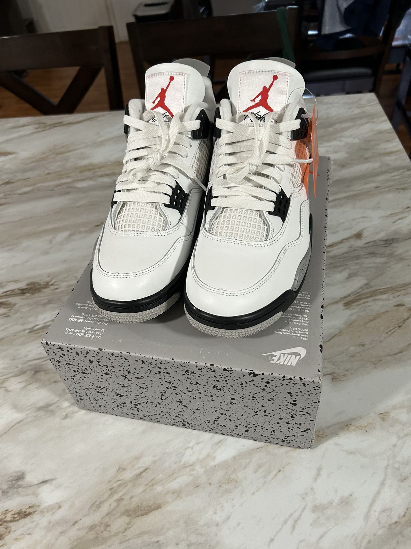 Jordan 4 White Cement Men 9.5
