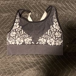 Women’s Sports Bra Medium