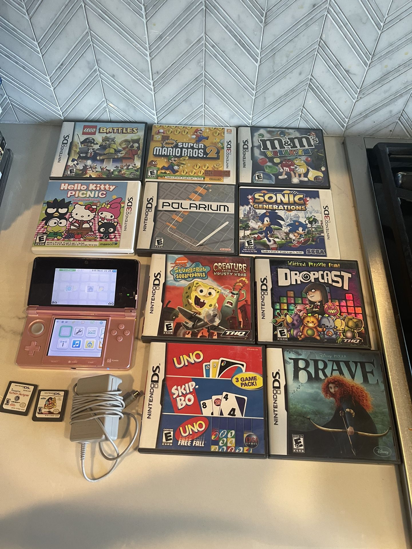 Pink Nintendo 3DS 12 Game Bundle With Charger & Tested And Working In Perfect Condition 