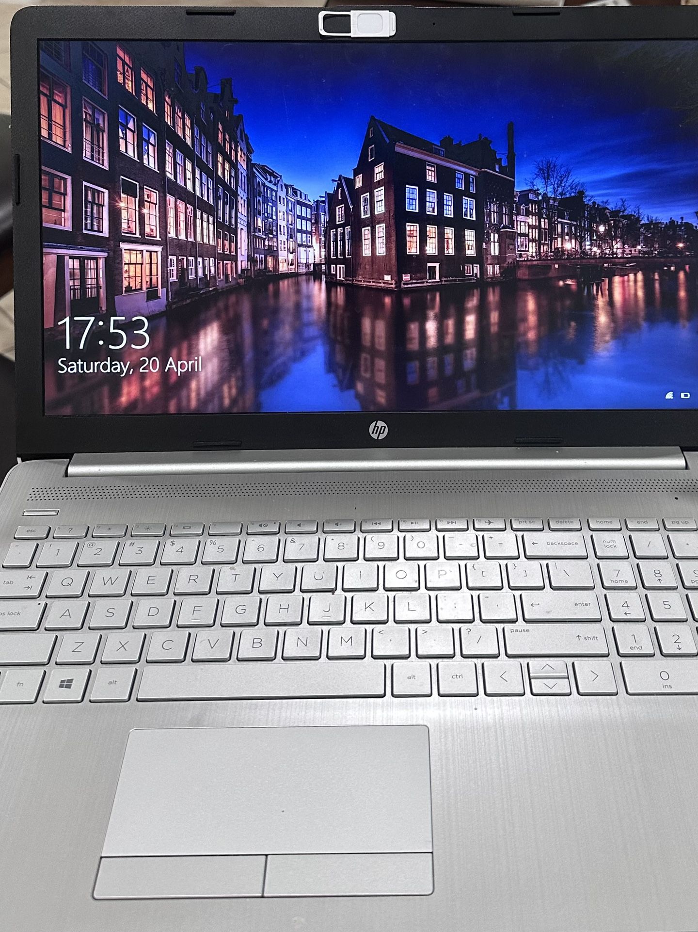 HP Laptop 15” 12GB SSD