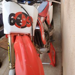 Honda 450 Dirt Bike 
