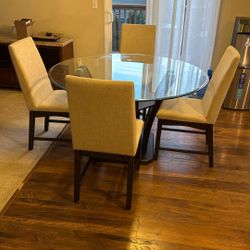 Dining Table 4 Chairs 