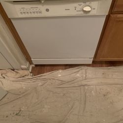 Steve  Microwave And A Dishwasher