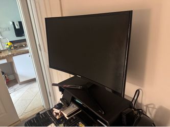 Samsung Curved Monitor