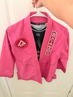 Gracie Barra Uniform kids size 5