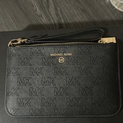 Michael Kors Wallet Wristlet 