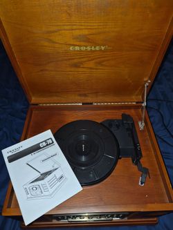 Crosley record player radio