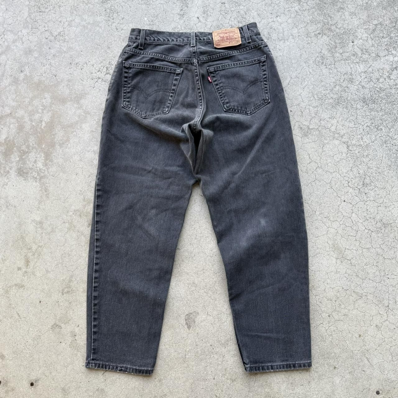 Vintage 2000 Levi’s 560 Loose Fit Tapered Leg Black Jeans