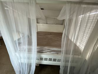 King Canopy Hybrid Bed. Custom Made.