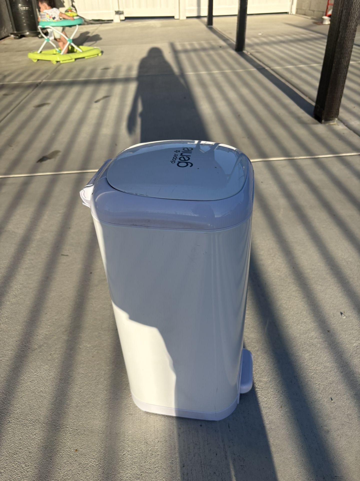 Genie Classic Diaper Bin