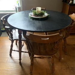 Ethan Allen Heirloom Table And Chairs