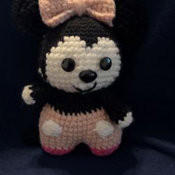 Crochet Minnie Mouse (Disney) 