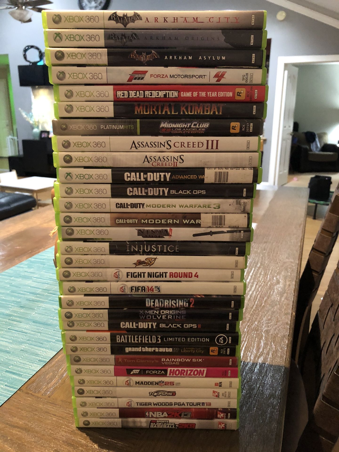 Xbox 360 & 30 Games w/controller