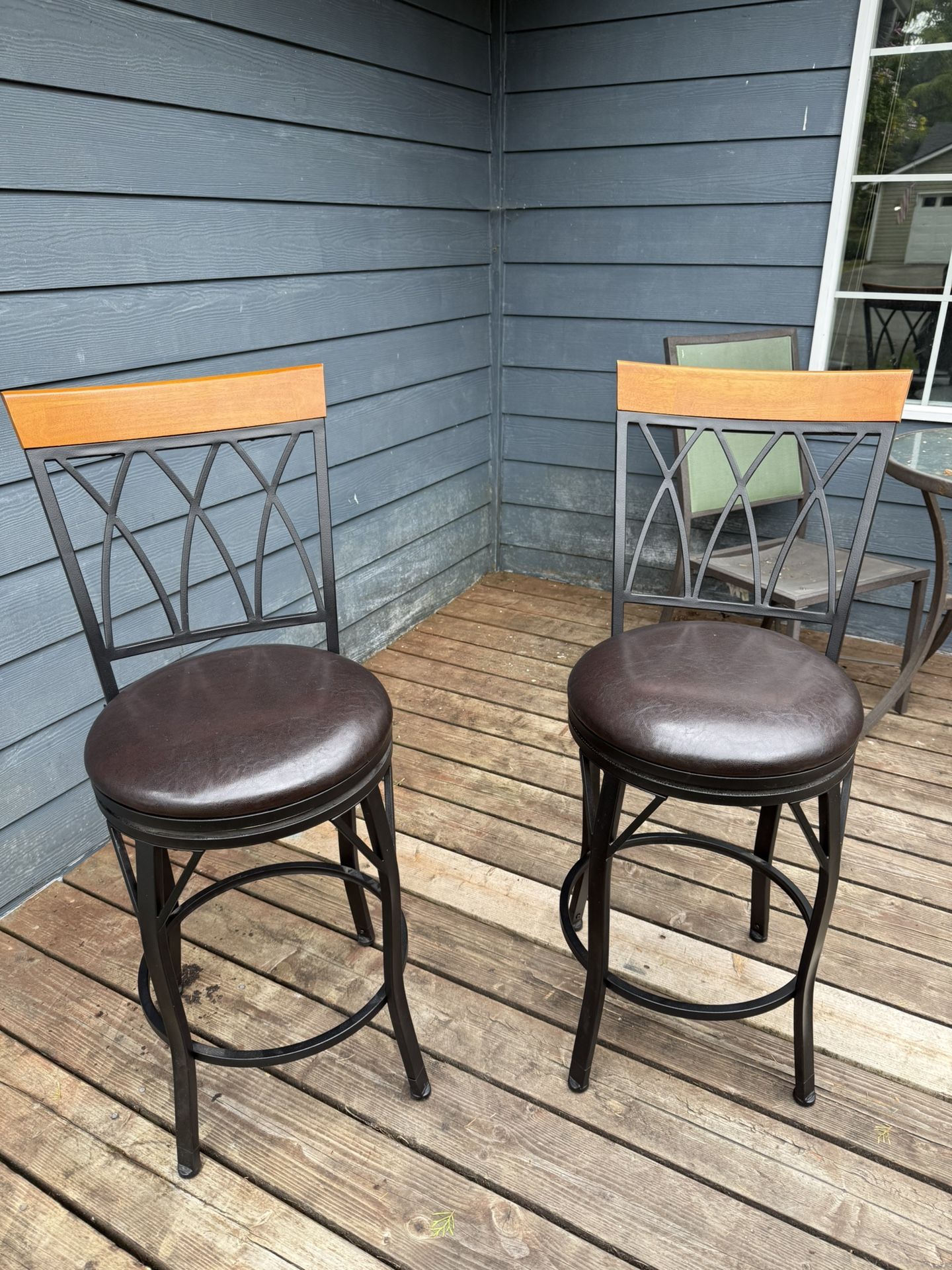 Bar Stools 