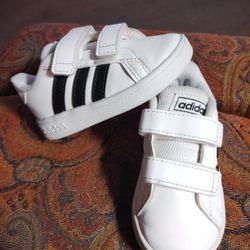 Baby adidas Sneakers 