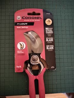 New Corona hand held garden clipper