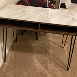 Modern Desk