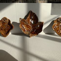 CERAMIC LEAF DISHES SET OF THREE HANDMADE SIGNED/DATED BY ARTIST