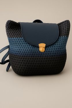 Every Girl Backpacks 