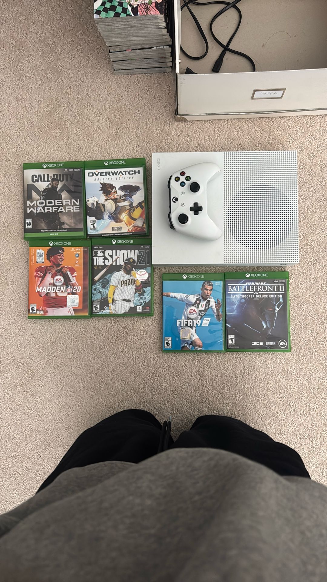 Xbox One S + 6 Games