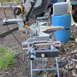 DeWalt Miter Saw With Stand