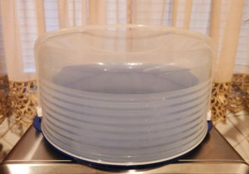 TUPPERWARE CAKE CARRIER BLUE