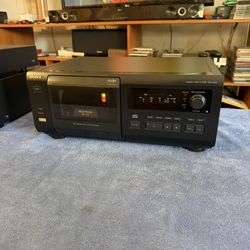 Sony CDP-CX55 51-Disc MegaStorage CD Changer - Excellent Condition