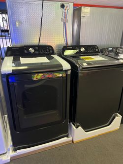 Samsung black washer and dryer set