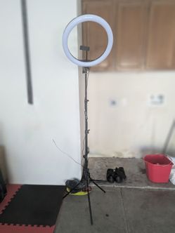 Ring light
