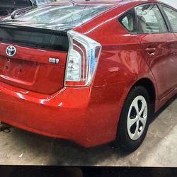 PARTS FOR Toyota Prius 2010-2015