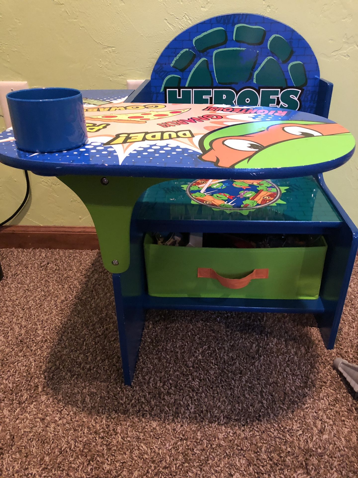 Teenage mutant ninja turtle kids desk