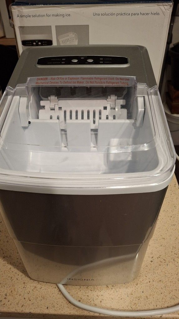 Ice Maker
