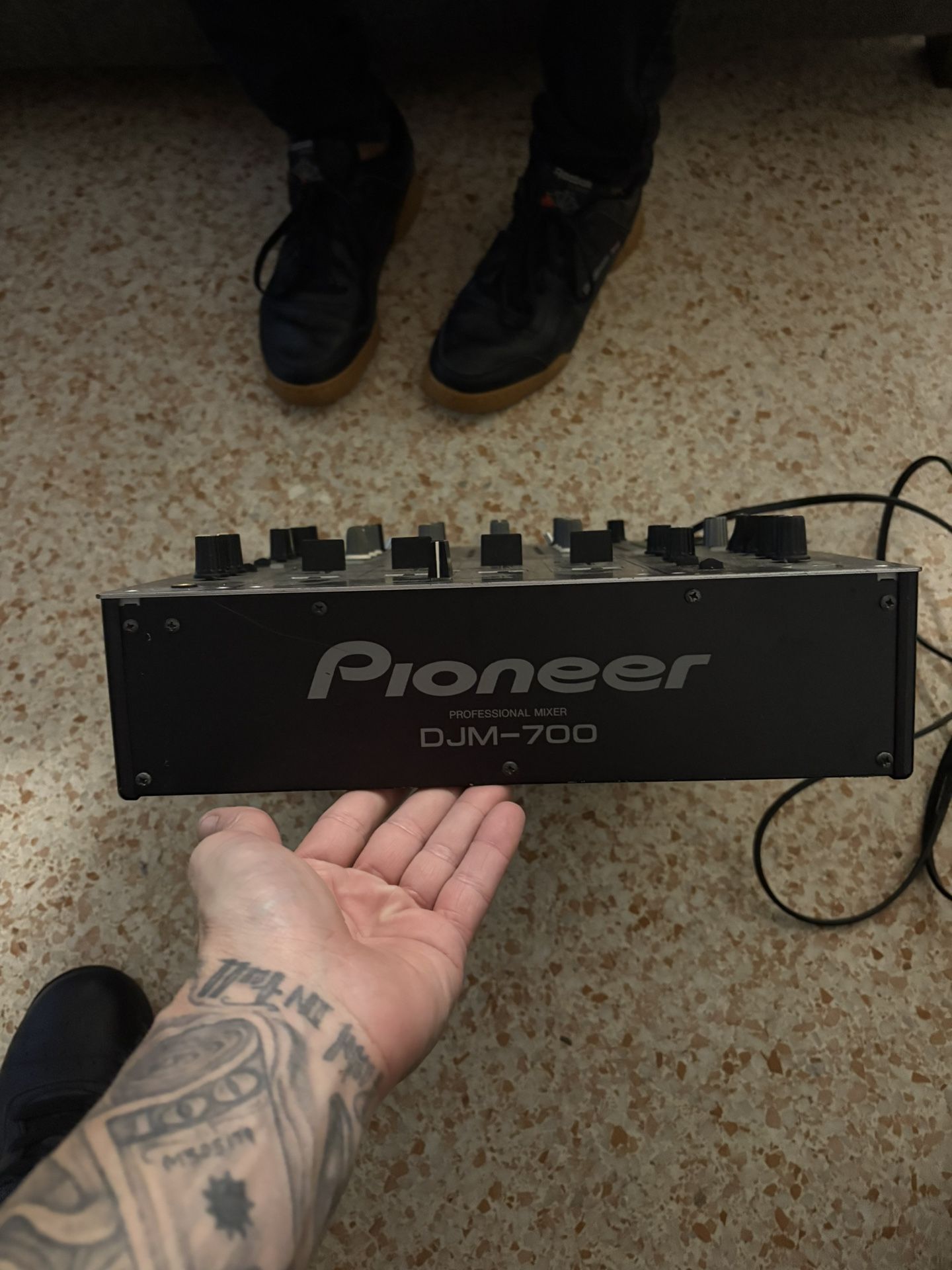 Pioneer DJM-700 Like New Professional Mixer