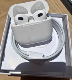 AirPods