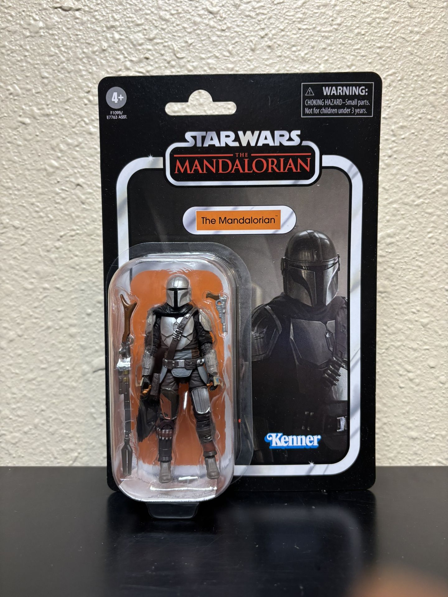 Mandalorian Star Wars Vintage New 
